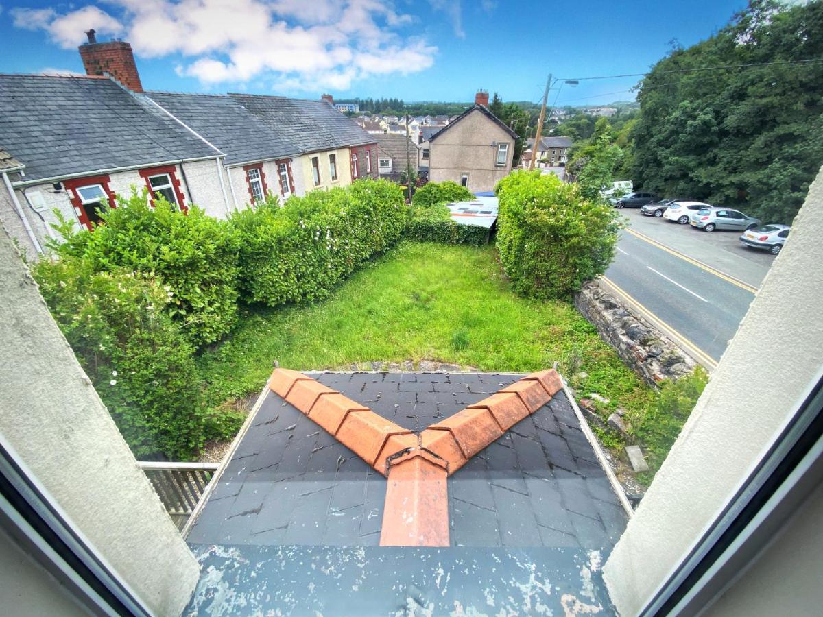 Large House On The Edge Of The Brecon Beacons Villa Beaufort Exterior photo